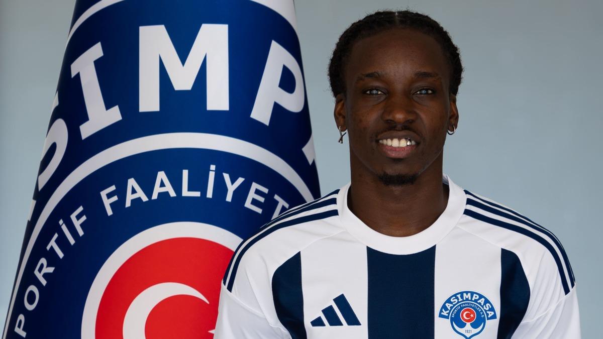 "Kasımpaşa" malili oyunçu ilə anlaşdı